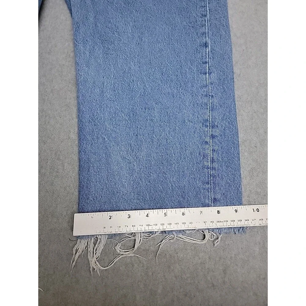 Levis 501 Jeans Womens 18P Short 40x24‎ Blue Button Fly Cotton Frayed Distressed